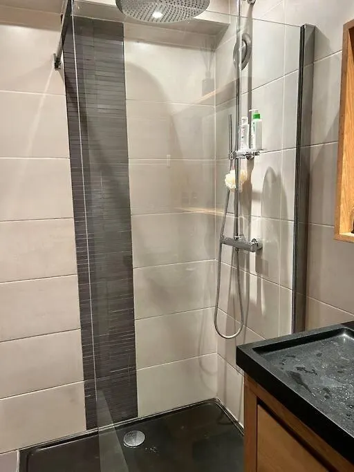 Appartement A 2 Pas Du Centre De Cannes Apartment